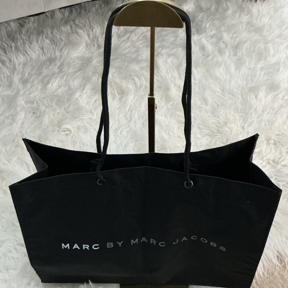 MARC BY MARC JACOBS TOTE BAG - Picture 2 of 2